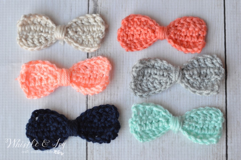 colorful crochet bows lined in two rows