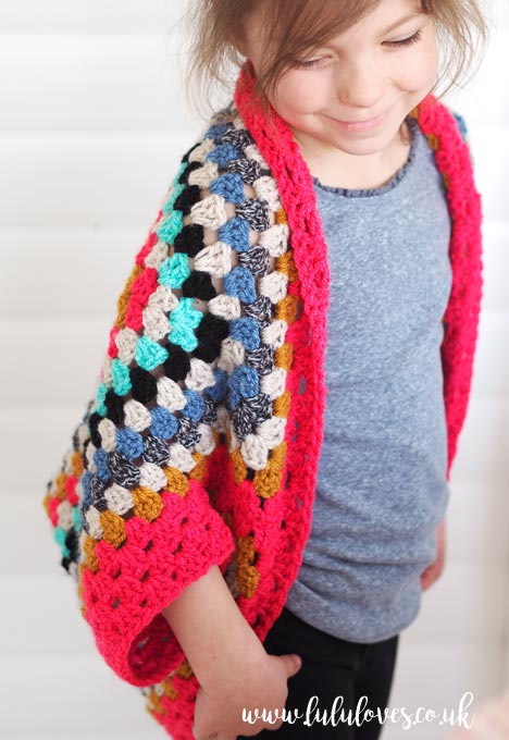 13 Awesome Granny Square Projects - Do you love granny squares? Be inspired but these 13 projects ideas for granny squares. 
