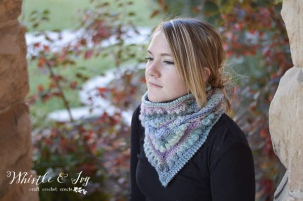 Crochet Pattern - Casper Mountain Cowl | This gorgeous crocheted bandana cowl is perfect for cool weather and any outfit! 