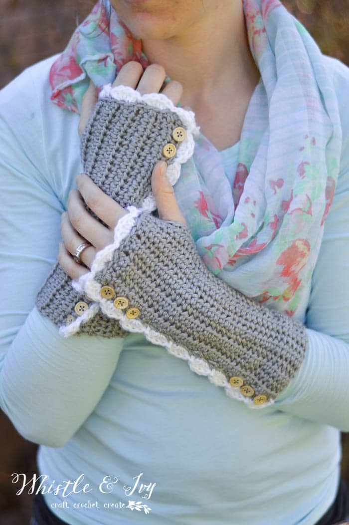 Crochet Arm Warmers Vintage-Styled  – Crochet Pattern