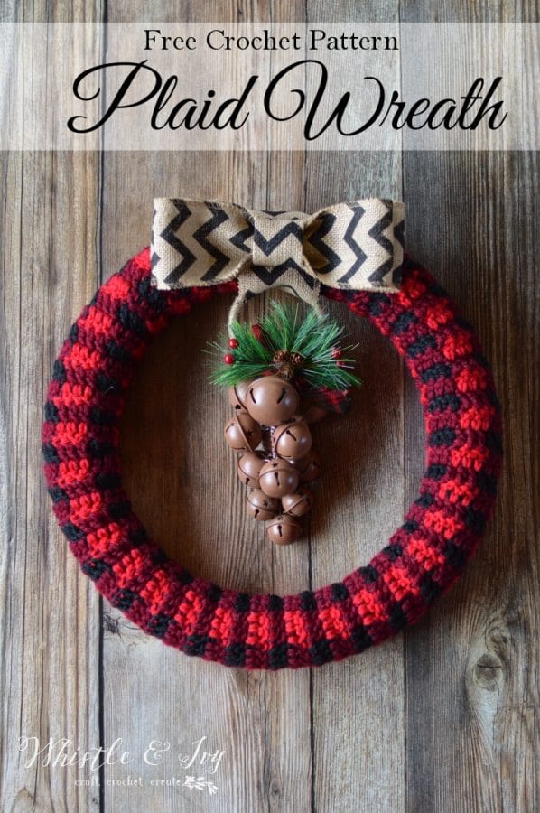 FREE Pattern: Crochet Plaid Wreath | This rustic and trendy crochet buffalo plaid wreath is a perfect addition to your holiday decor!