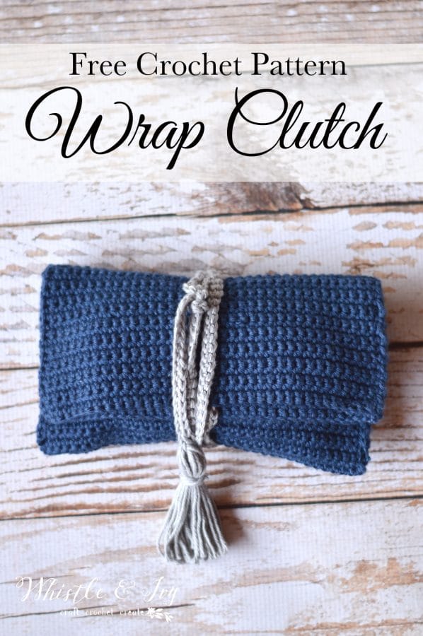 FREE Pattern: Crochet Wrap Clutch | Make this pretty wrap clutch, perfect size for a night out. This is an excellent beginner project!
