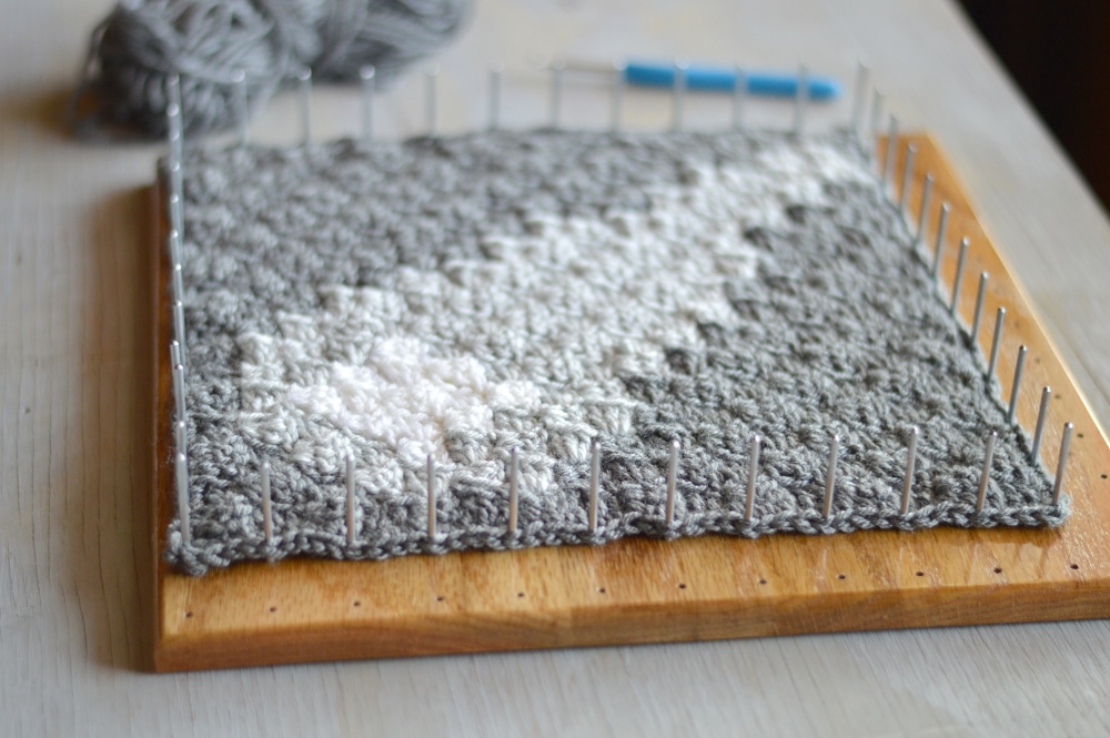Blocking Afghan Squares: Learn a simple method for blocking finished afghan squares to make your finished afghan much nicer! 