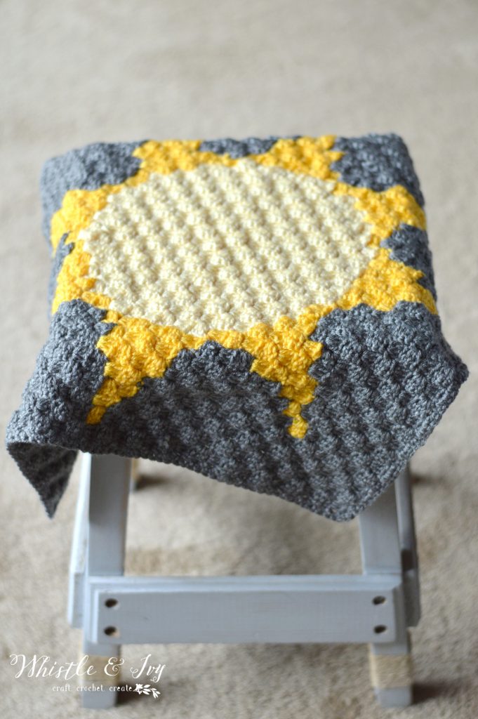 Solar System CAL - The Sun | Finish this fun Space-themed blanket with the final square, the large focal point of the blanket, the C2C Sun! 