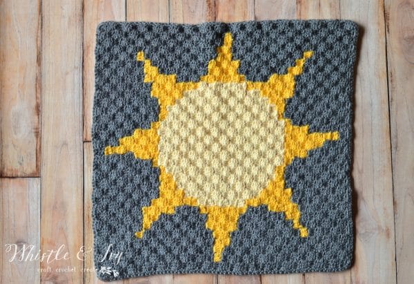 Solar System CAL - The Sun | Finish this fun Space-themed blanket with the final square, the large focal point of the blanket, the C2C Sun! 