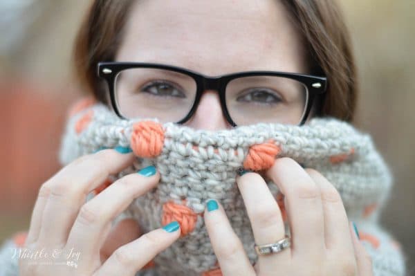Crochet Pop Scarf - This pretty scarf comes in a fabulous kit by We Are Knitters! It's beginner friendly and cozy to wear. 