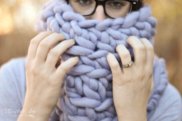 FREE Crochet Pattern: Super Bulky Crochet Cowl | Make this ultra-trendy cowl with only 6 rows! Plus, learn where to get this lush yarn, for cheap! 