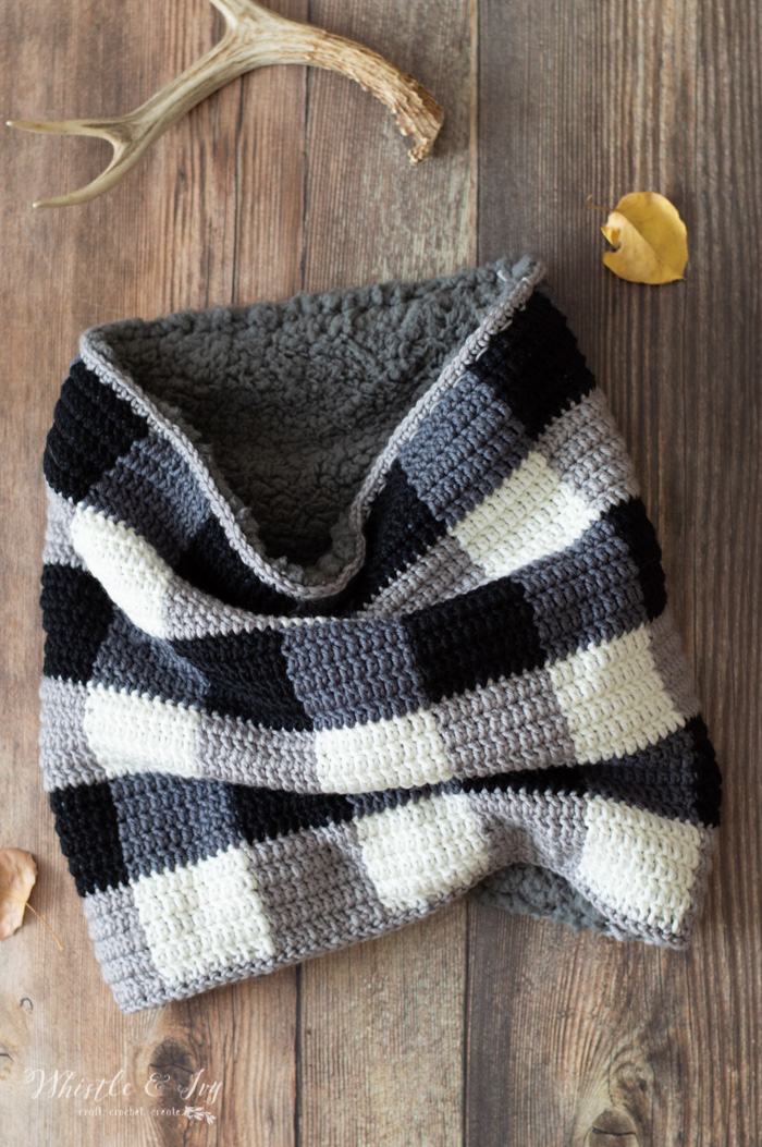 EASY Crochet Plaid Sheepskin Cowl – Free Crochet Pattern