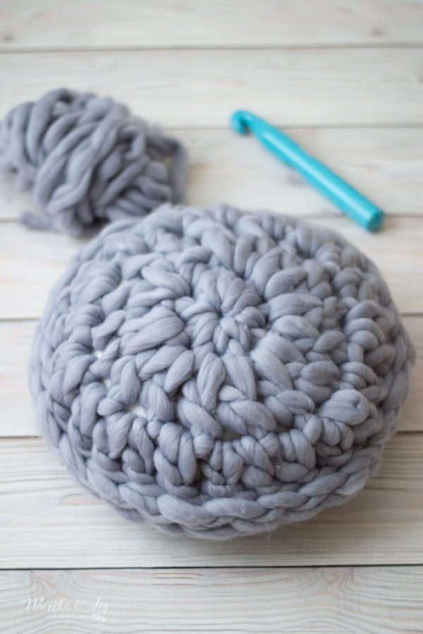 extra chunky bulky pillow free crochet pattern for home