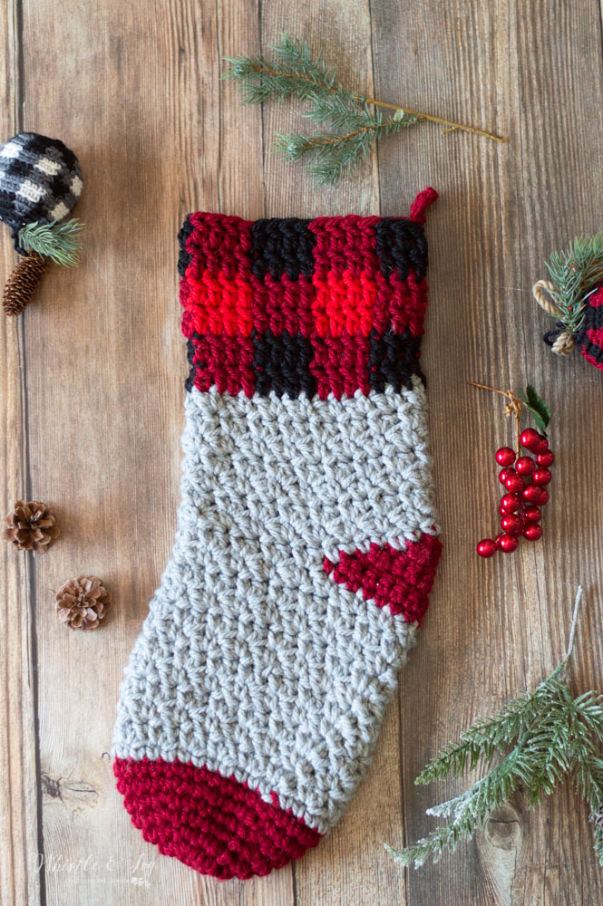 Chunky Crochet Stocking with Plaid Top – Free Crochet Pattern: