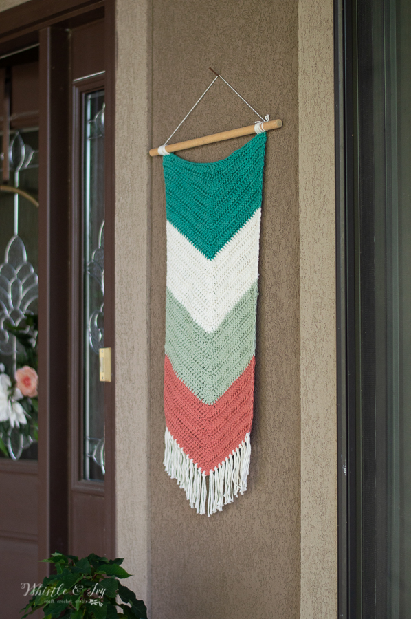 Crochet Chevron Wall Hanging – Crochet Pattern