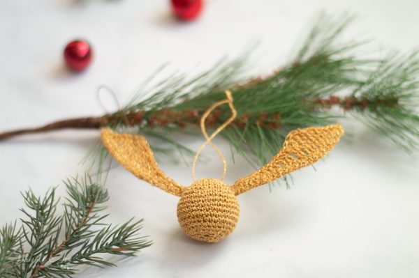 crochet snitch golden snitch ornament Harry Potter crochet pattern Christmas 