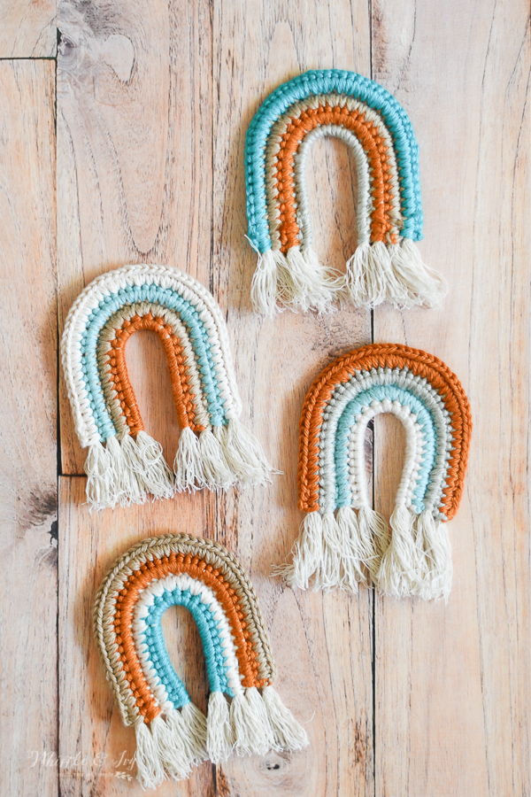Make an Easy Crochet Rainbow: Boho Crochet Pattern (it looks like macrame!)