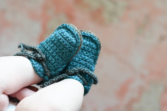 cute crochet booties for baby crochet pattern modern 