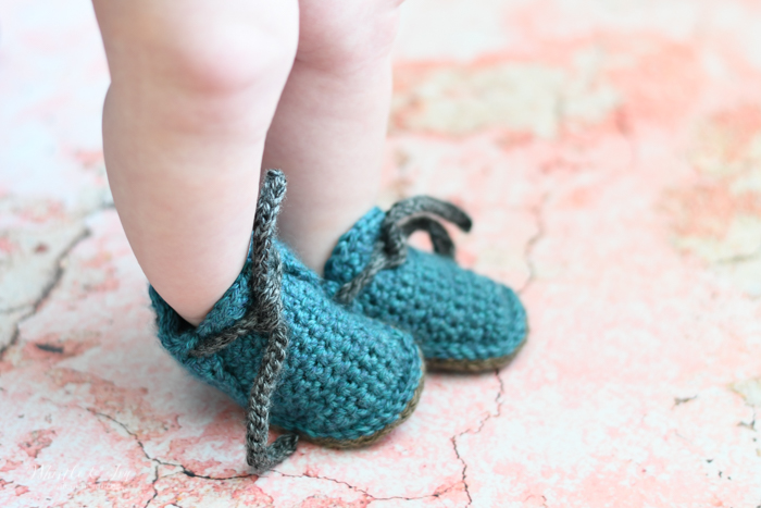 cute crochet baby booties modern crochet shoes for baby crochet pattern 