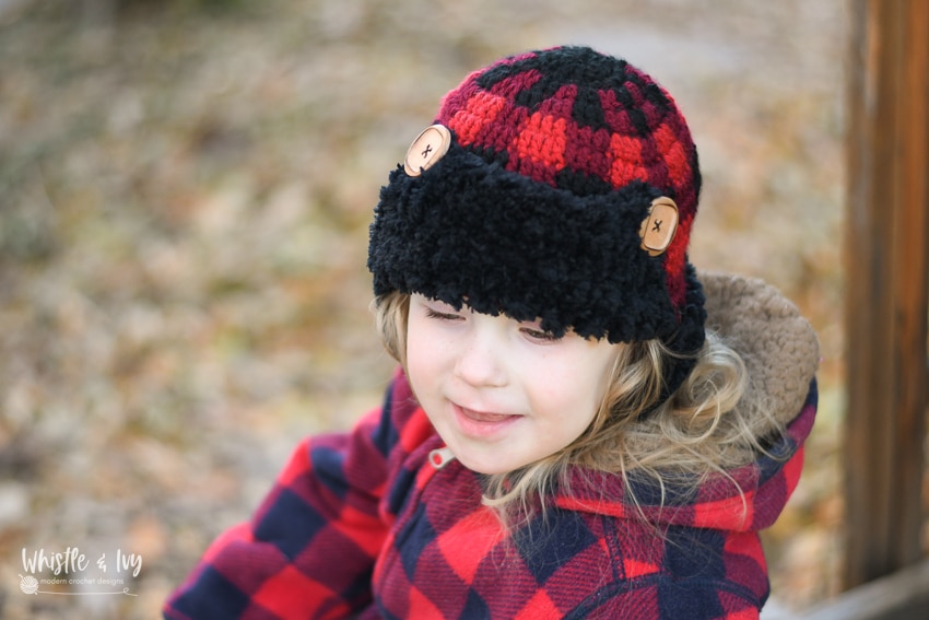 buffalo plaid trapper hat crochet pattern modern crochet pattern for fall and Christmas 