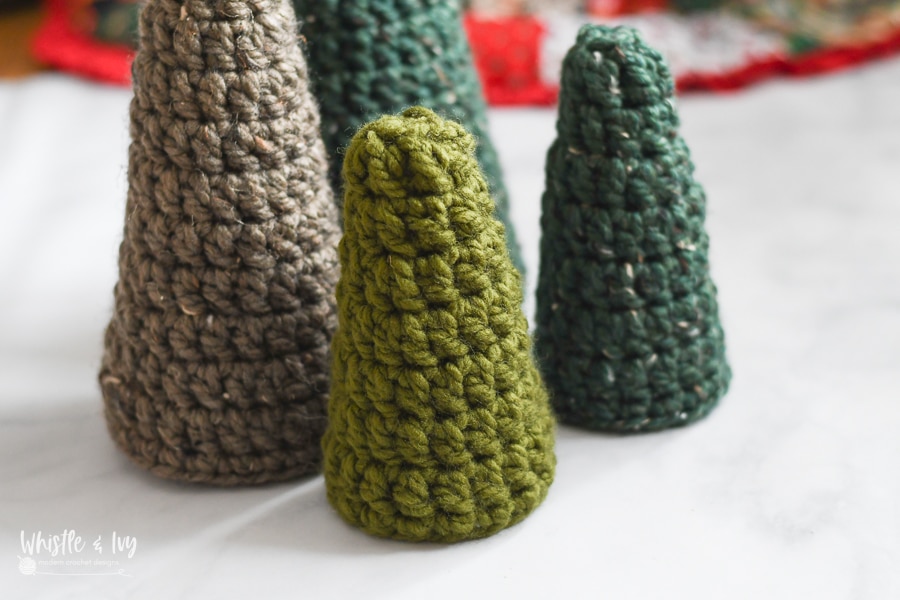 rustic crochet evergreen tree crochet pattern free pattern winter and holiday decor 