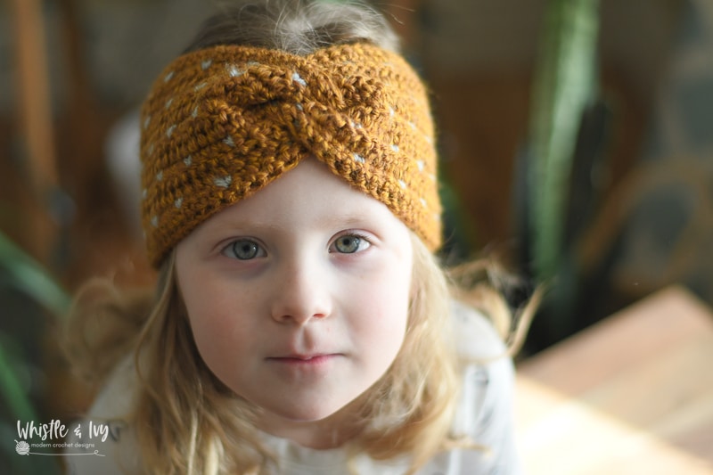 Crochet Twist Ear Warmer Headband - Crochet Pattern