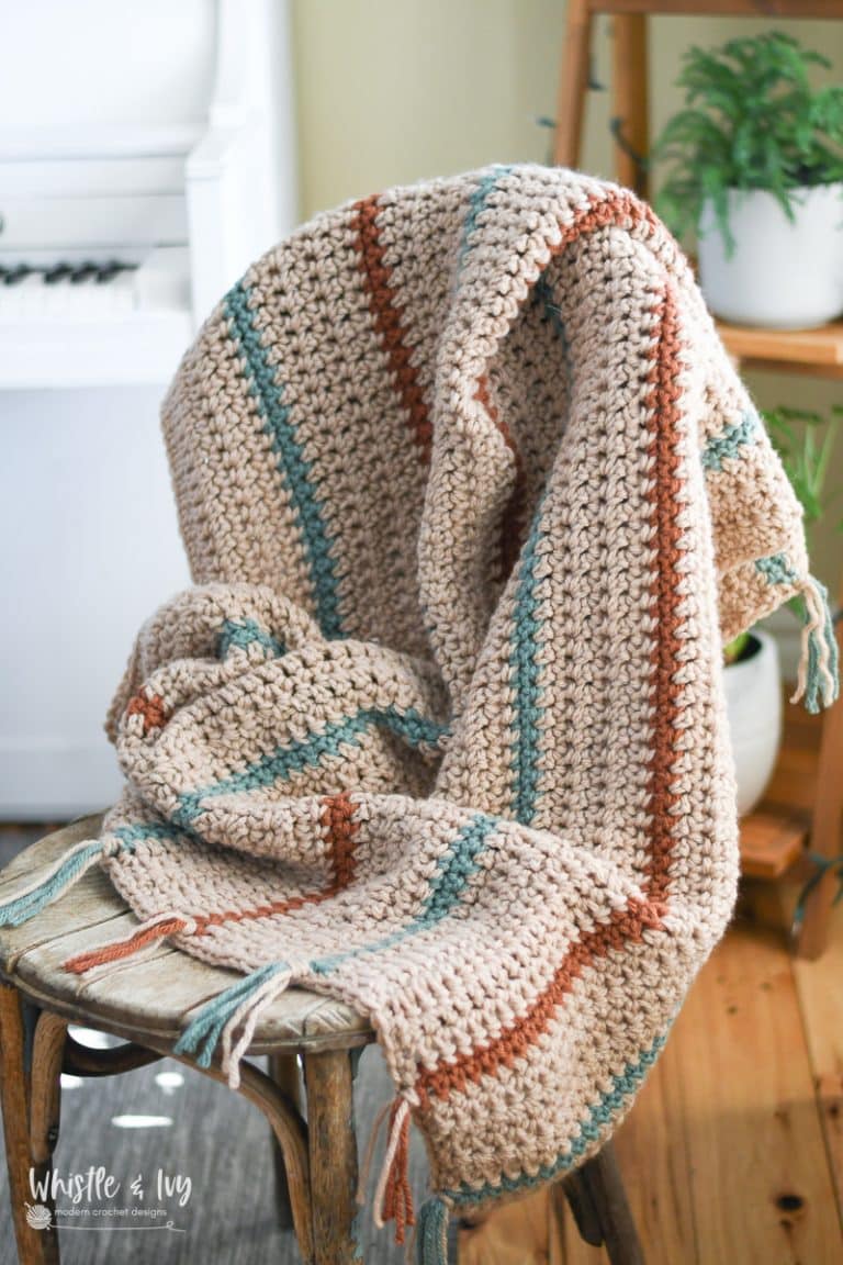 Easy and Pretty Chunky Stripe Crochet Baby Blanket – Crochet Pattern