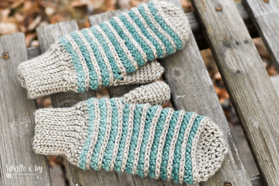 crochet mittens pretty ridged crochet mittens easy crochet pattern 