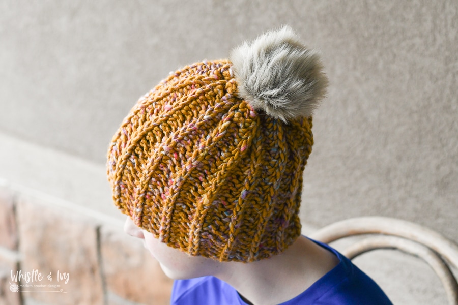 easy ribbed crochet hat pattern for beginners with lots of sizes, use any yarn to make this hat